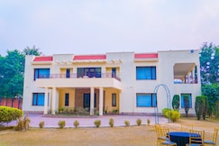 Luxotica Greens 6 BHK Luxury Villa in Chattarpur, Delhi