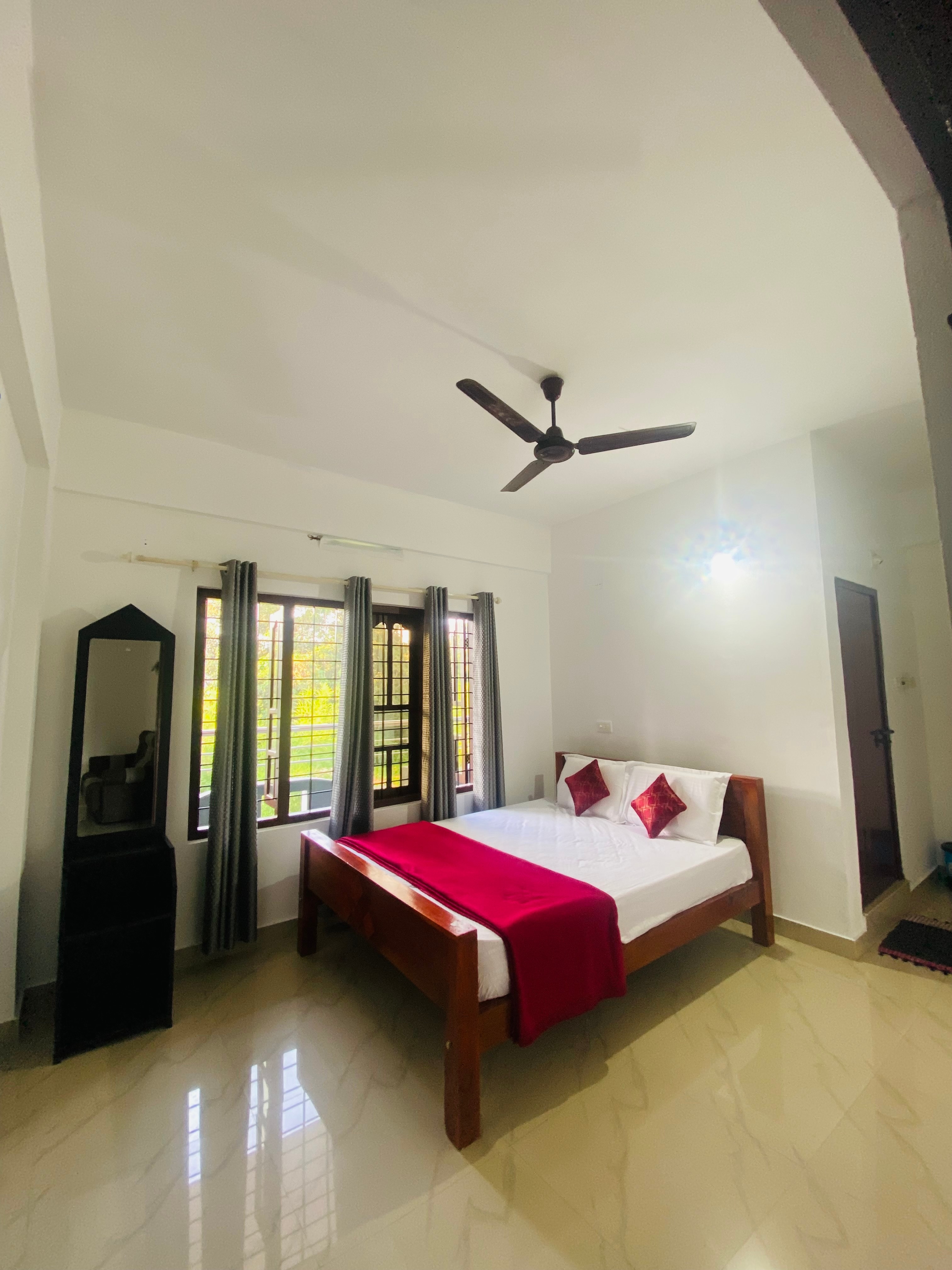 Green Line Homestay - Tap to explore photos