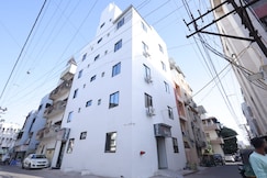 Royal Hotel, Rajkot