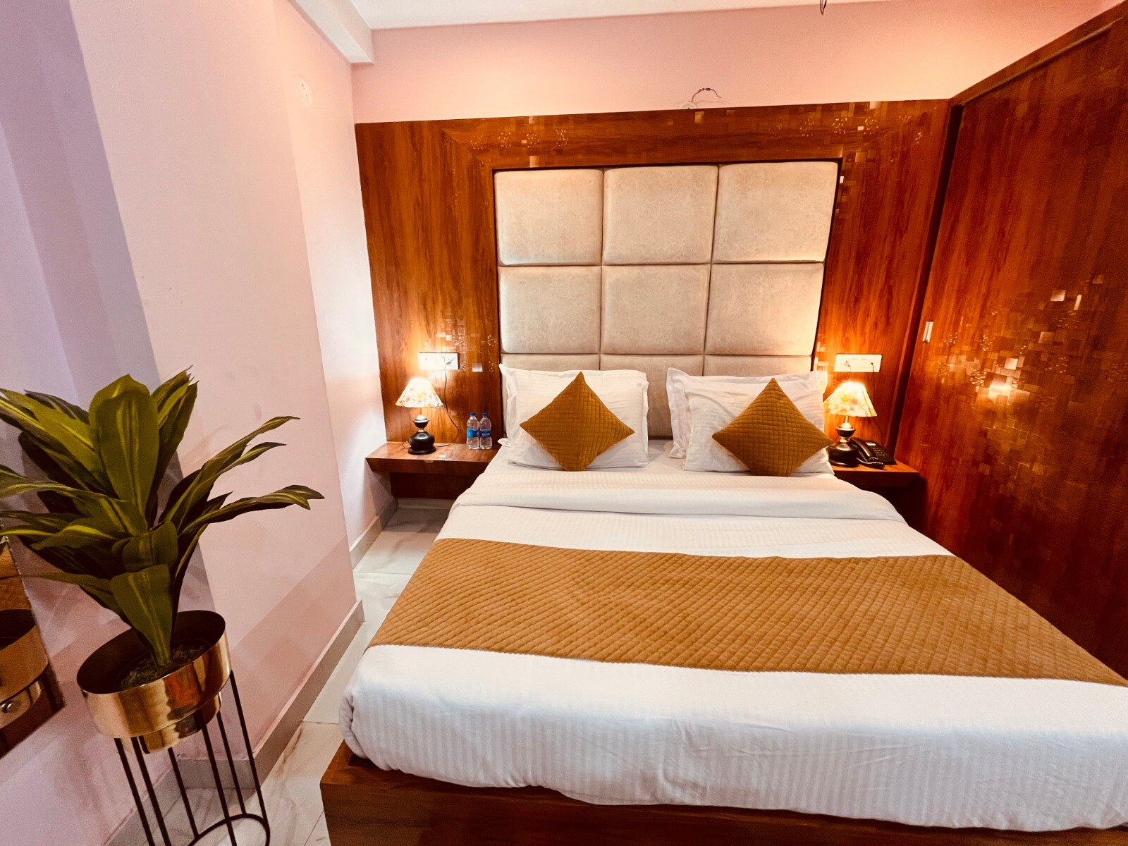 Stay at Tirat Haridwar - Tap to explore photos