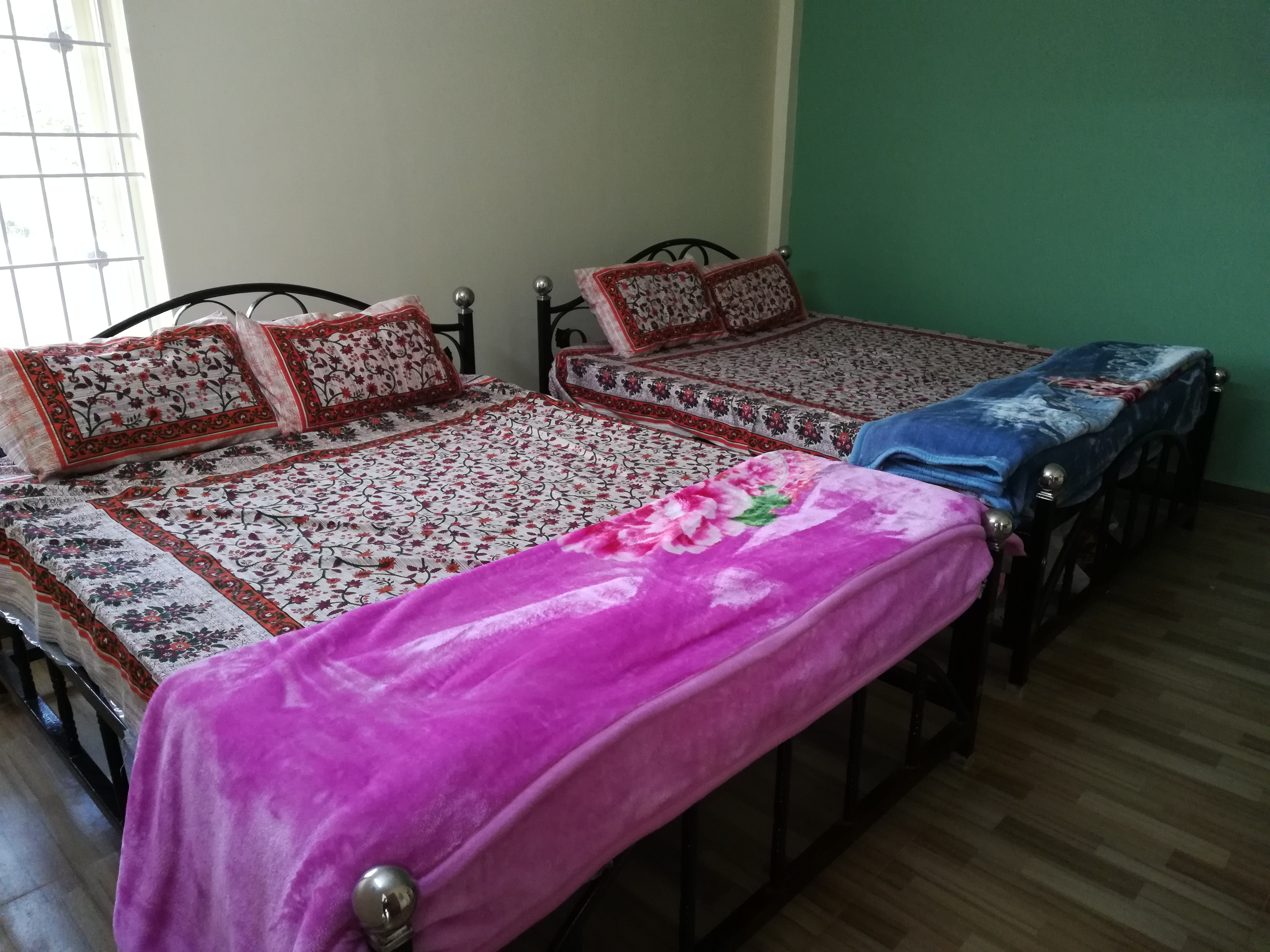 Sri Sai Vethathiri holiday cottage Yelagiri  - Tap to explore photos