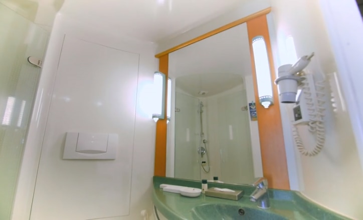 ibis Gurgaon Golf Course Road An Accor Brand 𝗕𝗢𝗢𝗞 Gurgaon Hotel 𝘄𝗶𝘁𝗵