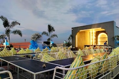 Hotel Cosmos Raj Plaza Jaipur, Jaipur