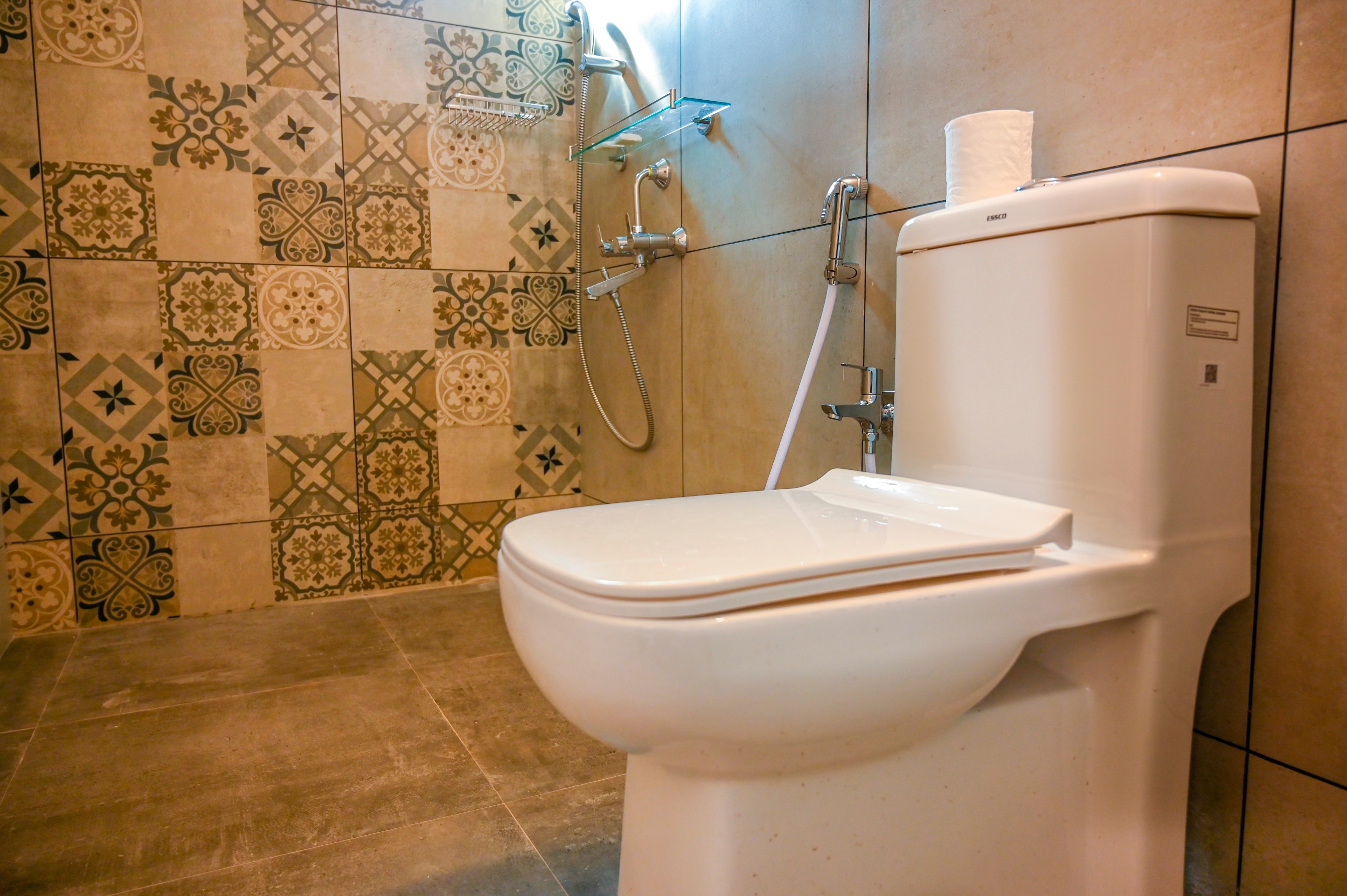 Whiteboard Homes Siolim - Tap to explore photos