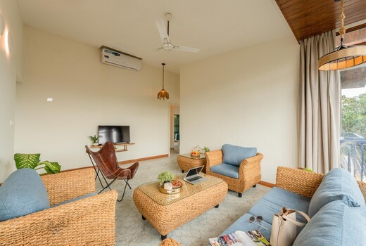 Staymaster Central Apt | 2BR | AC Pool | Vagator
