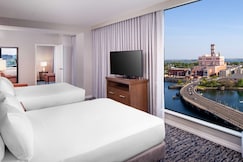 Homewood Suites by Hilton Boston Seaport, MA, Boston