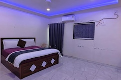 FabHotel The Royal Inn, Pune