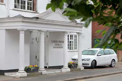 Best Western White House Hotel - Tap to explore photos