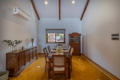 Saffronstays The  Whistling Thrush, Mahabaleshwar