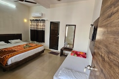 Hotel Lunai Sadan, Khambhaliya