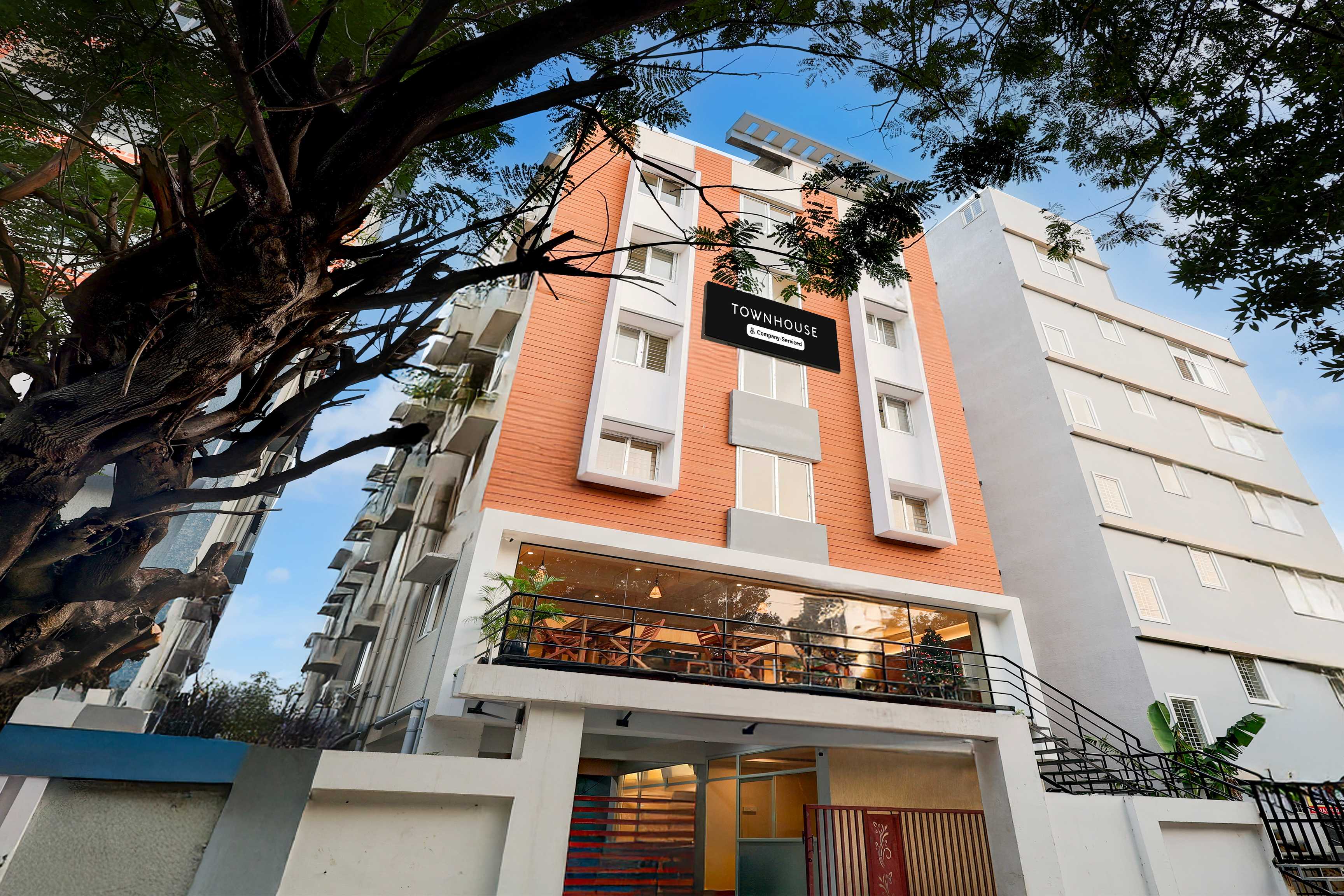 Super Townhouse Kailasagiri - Tap to explore photos
