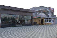 Dwaraka Residency, Chirala