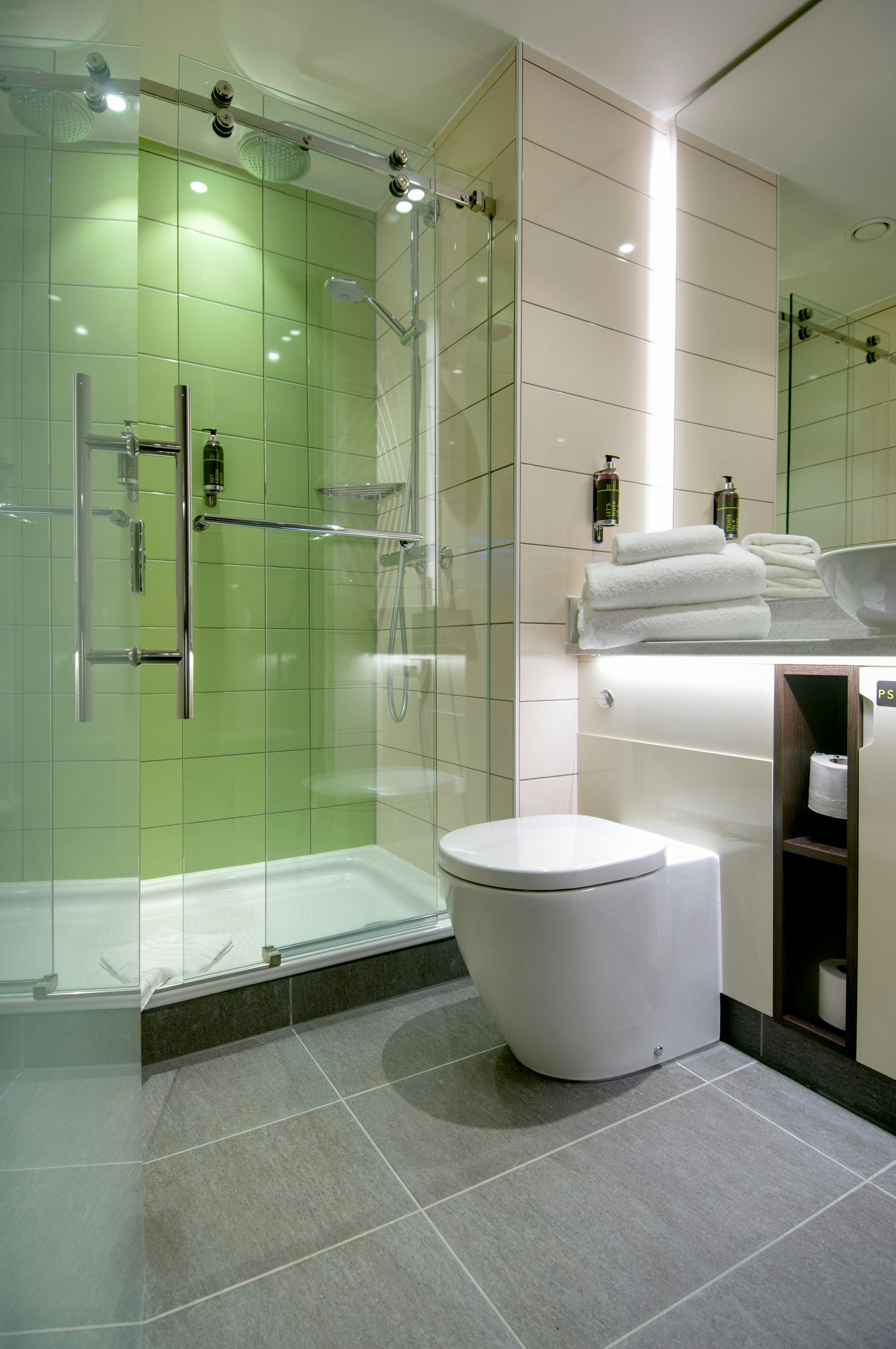 Hub by Premier Inn London Camden - Tap to explore photos