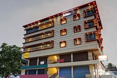 Hotel Fathima Palace, Tirurangadi