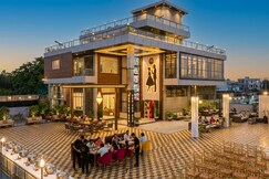 DREAM HOUSE CLUB AND RESORT, Bheri