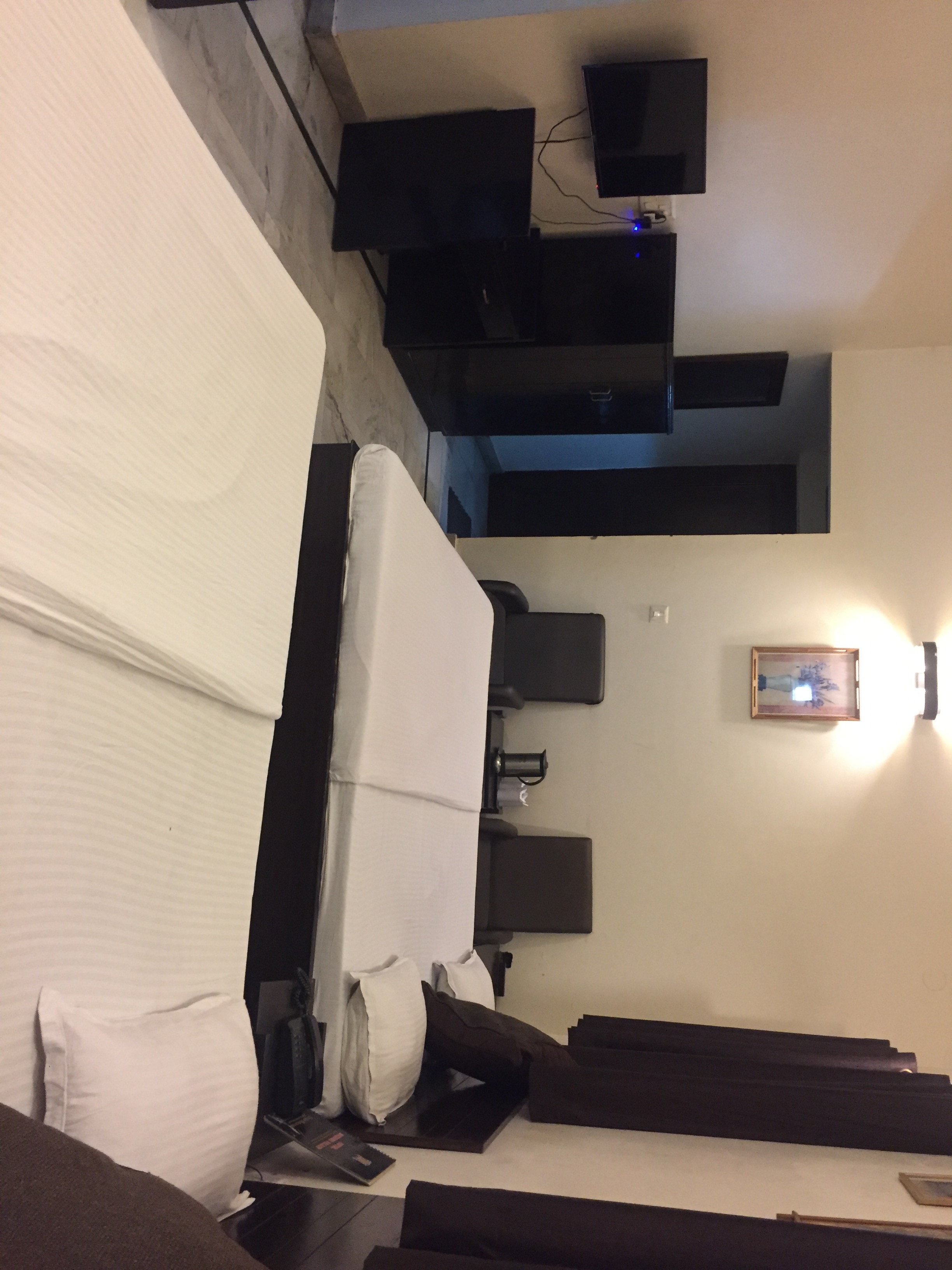 Hotel Sunder Palace - Tap to explore photos