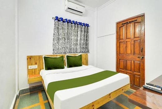 FabHotel Peaceful Studio AAI Bungalow