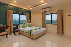 Treebo Tulip Comfort, Pune