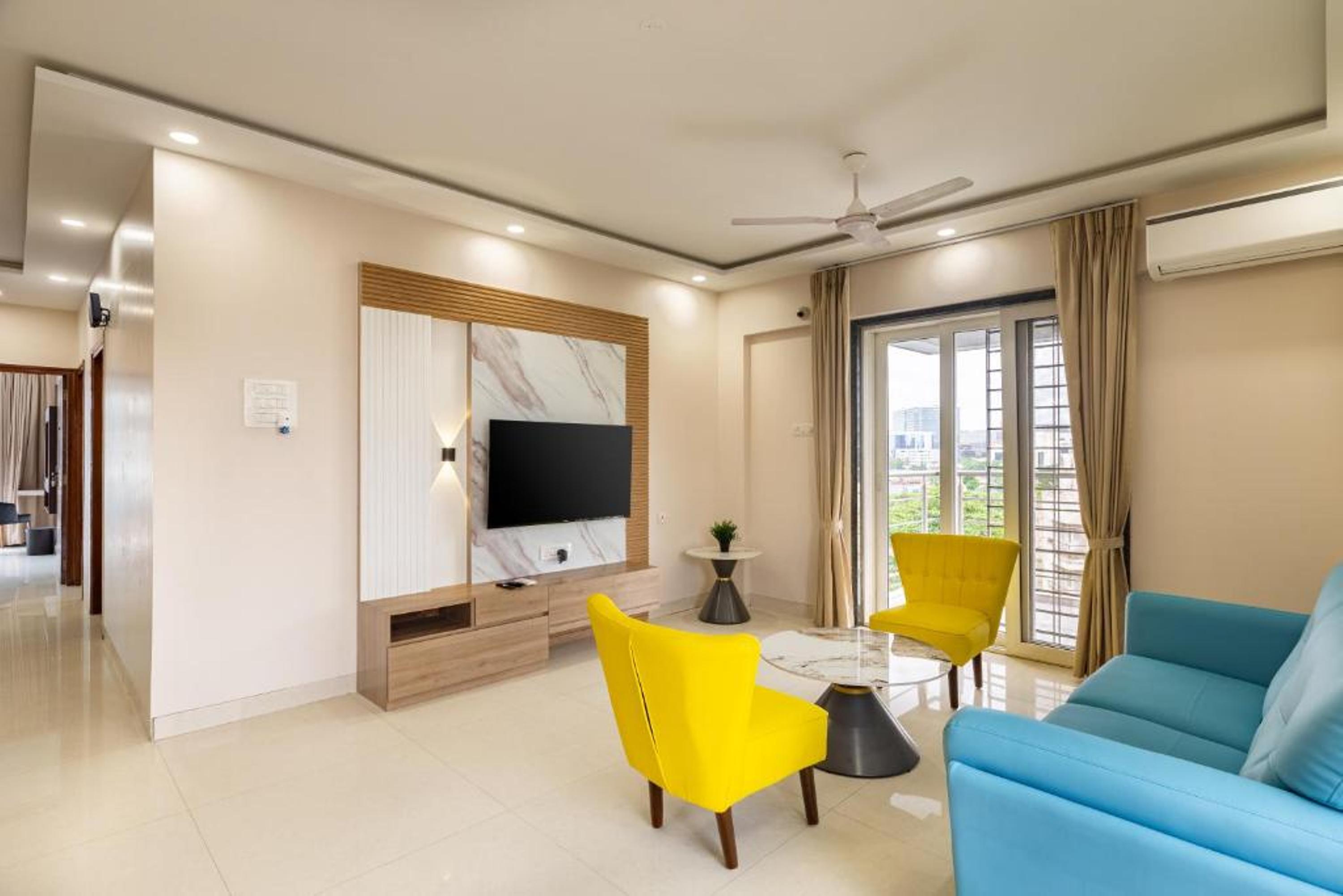 Treat Homes Service Apartment in BKC Siddhant 601 - Tap to explore photos