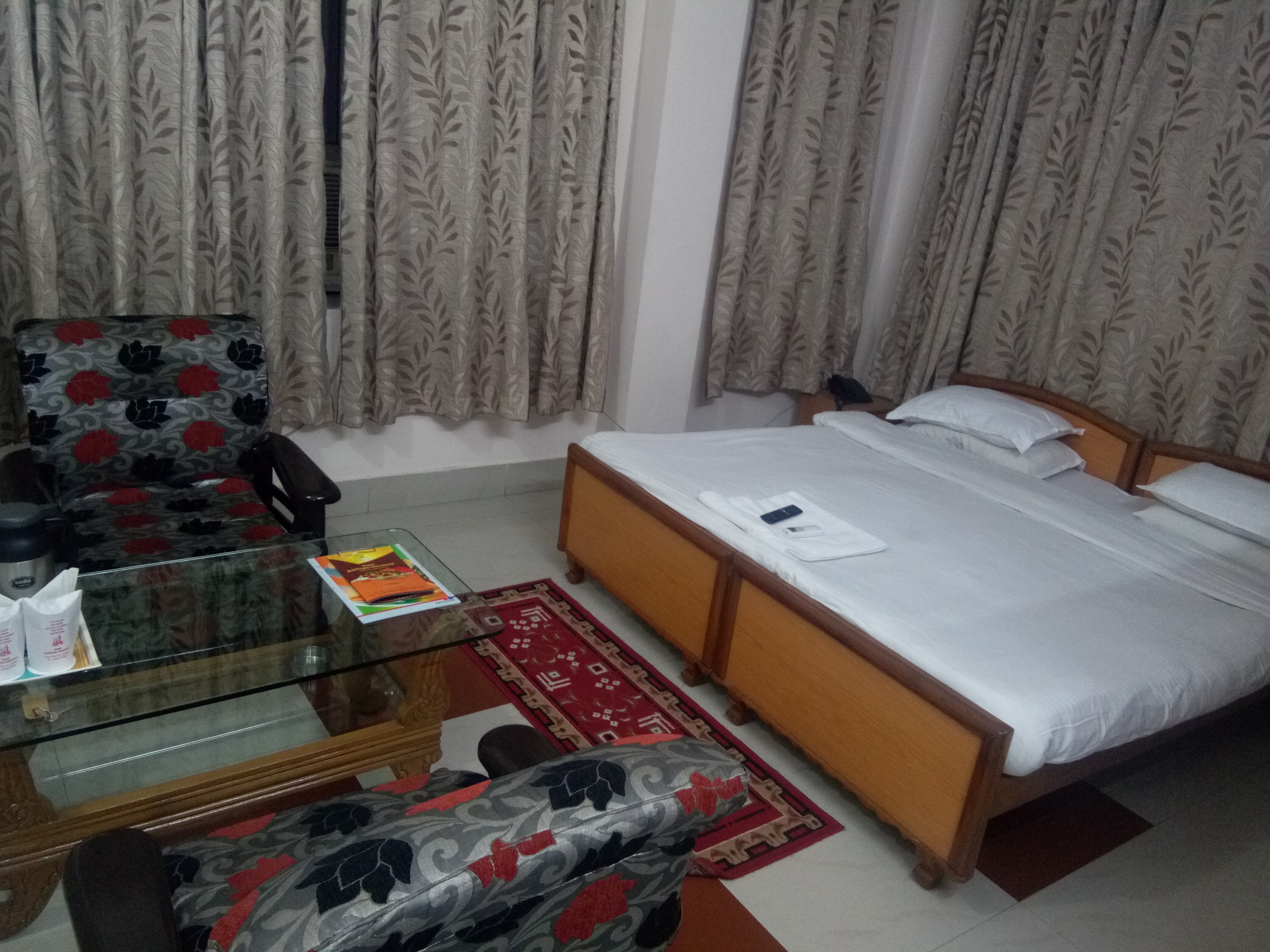 HOTEL AADDITAYAA INTERNATIONAL - Tap to explore photos