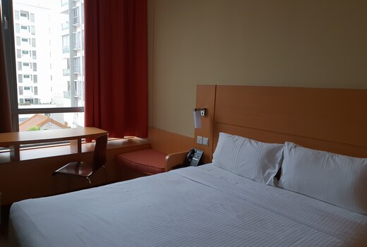 Ibis Singapore Novena Singapore Price Address Reviews