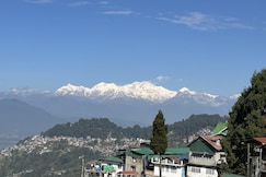 Hotel Moon Light, Darjeeling