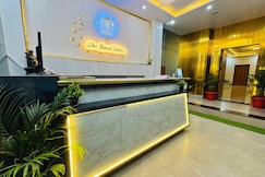 The Grand Palace, Prayagraj