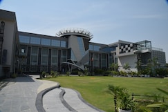 B M GRAND HOTEL AND RESORT, Malda