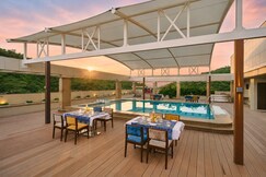 SKK Blu Hotel & Spa, Udaipur