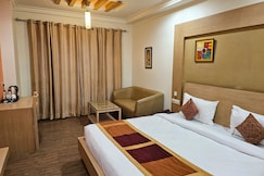 Hotel Crown Palace, Prayagraj