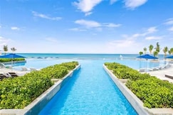 Sheraton Grand Danang Resort, Hue