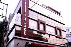 Hotel Silver Palace, Haldwani
