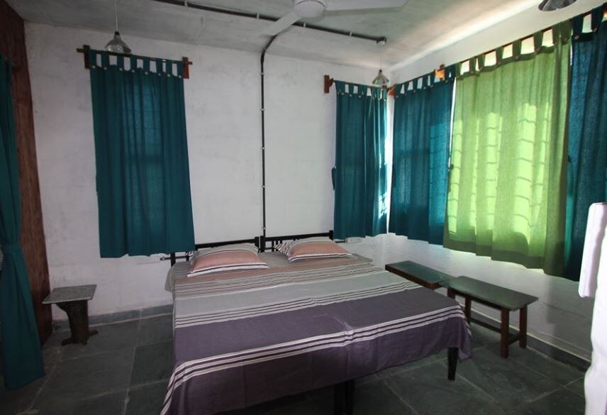 Vatika Home-stay - Tap to explore photos