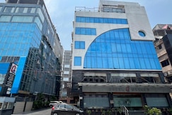 Hotel O2 Oxygen, Barasat