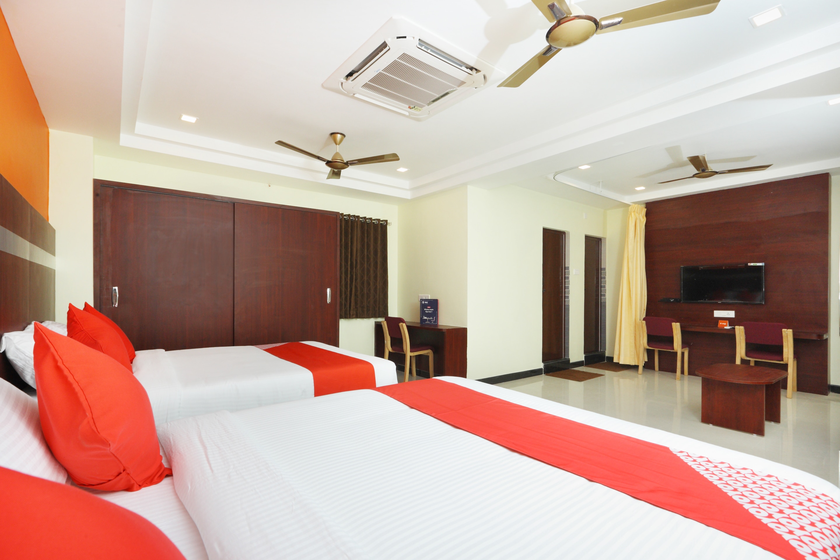 HOTEL RAMCHARAN RESIDENCY - Tap to explore photos