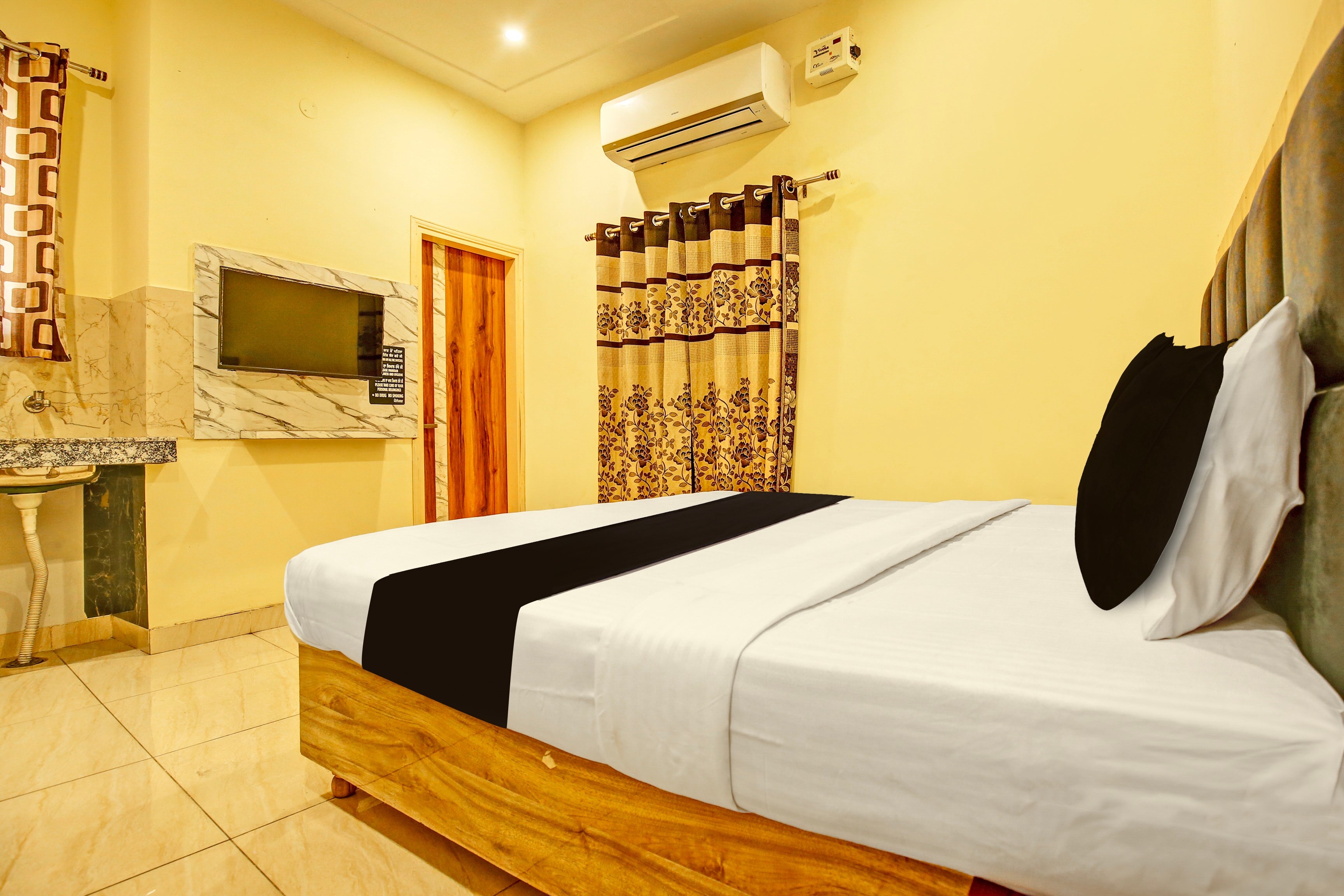 Hotel O AVYAN VILLA - Tap to explore photos