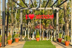 PUNAM PARAVASHA RESORT, Chikmagalur