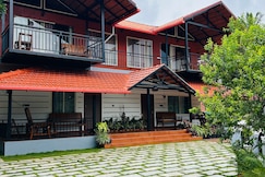 Anudinakuteera in Maragodu 4 bedrooms   4bathrooms, Coorg