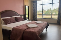 Hotel Royal Palace View, Sawantwadi