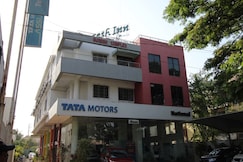 Suresh Inn Business Hotel, Pune