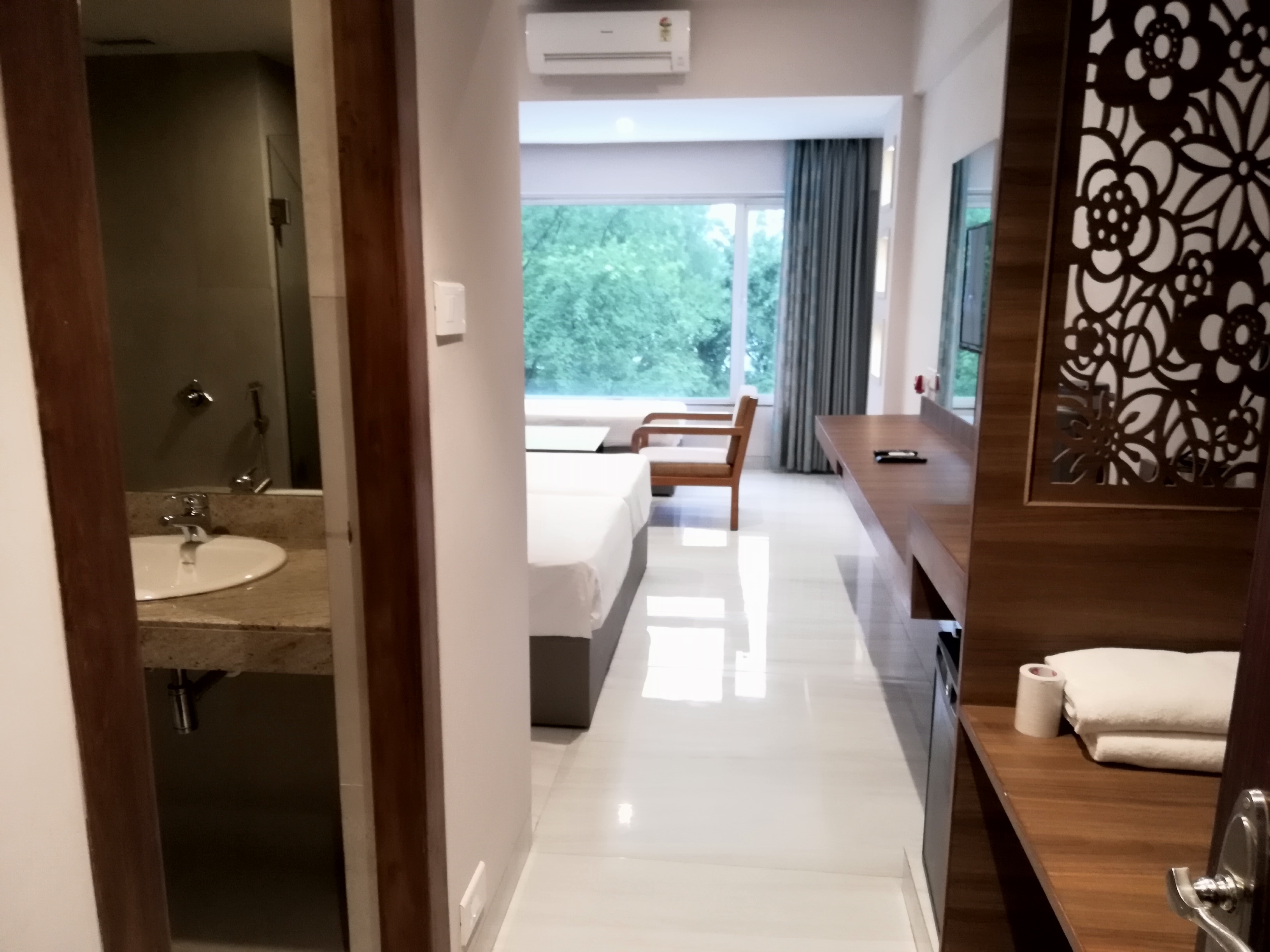 Lake View Resort 3