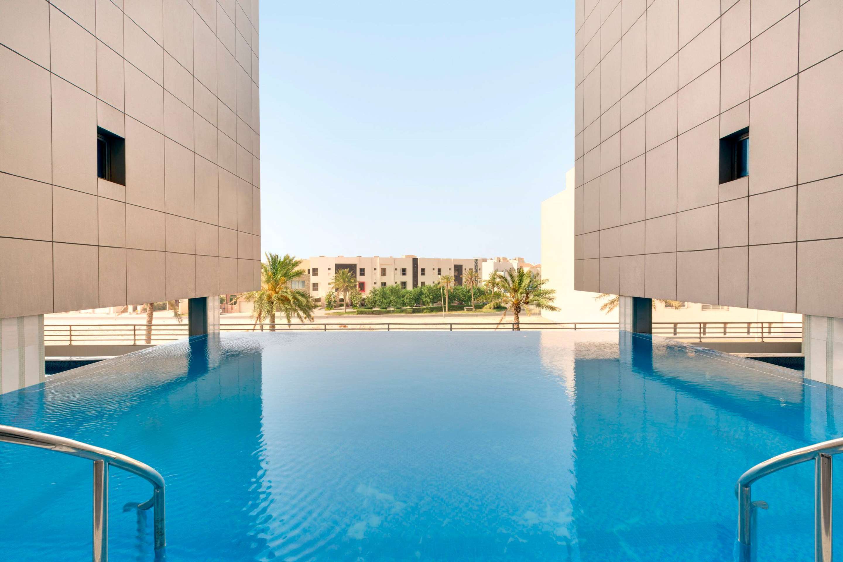 Ramada Hotel and Suites Amwaj Islands - Tap to explore photos