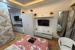 Elite Gold stays, Greater Noida