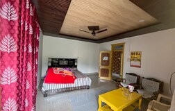 Deluxe room with mountain view