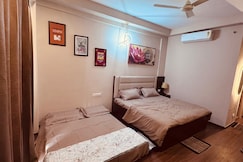 Hazelnut Studio Omaxe ITC, Greater Noida