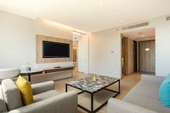 Holiday Inn Resort Krabi Ao Nang Beach By IHG, Krabi