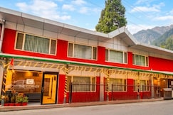 The Corner (Walkable distance from Mall Road), Pangot