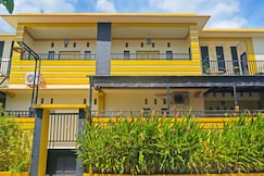 Hotel O Azeela Kost Syariah, Banjar Baru