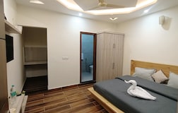Bedroom 102