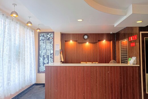 Le Grace Residency